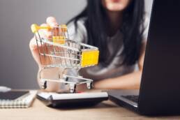 ما هي التجارة الإلكترونية